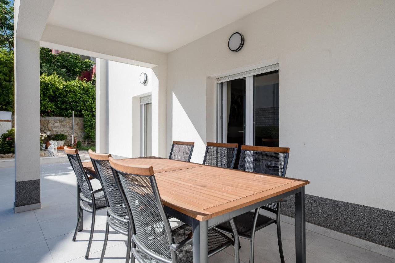 Peaceful Haven Near The Sea-Apartments Torlak Rab Banjol エクステリア 写真