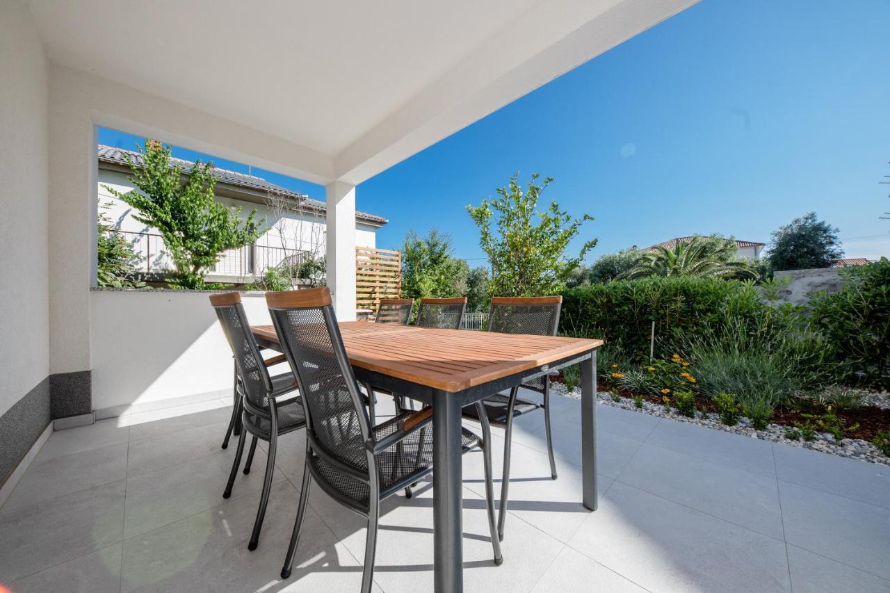 Peaceful Haven Near The Sea-Apartments Torlak Rab Banjol エクステリア 写真