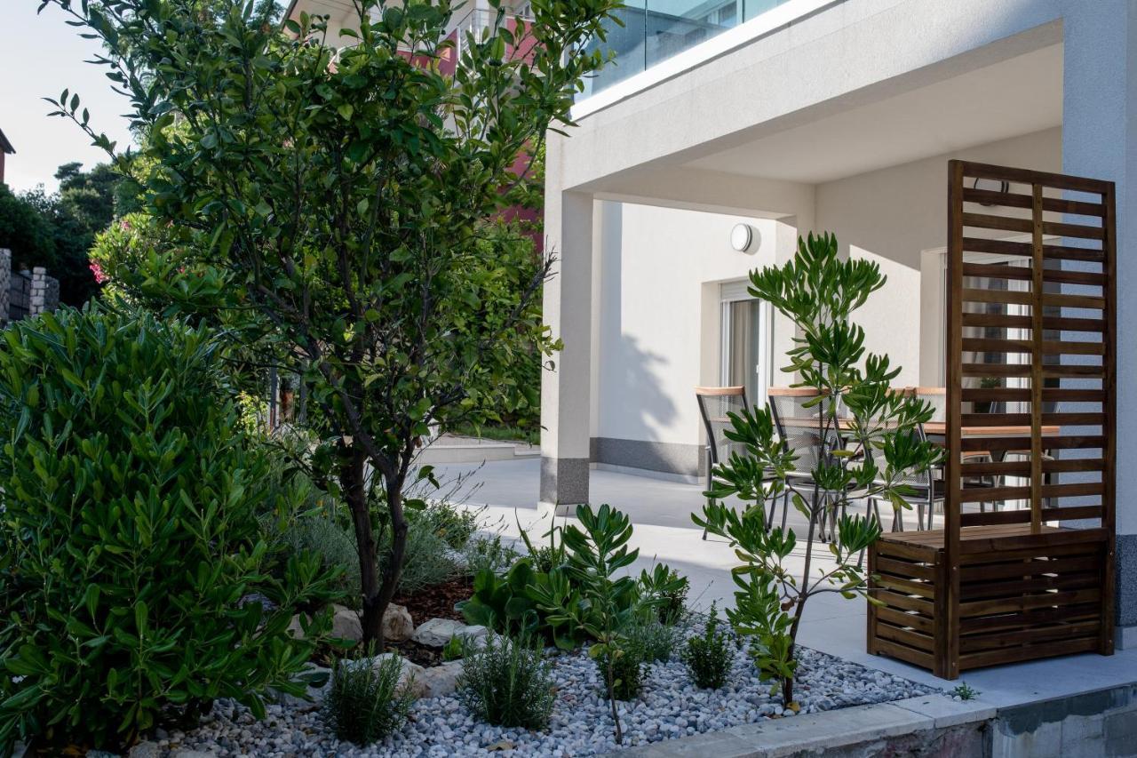 Peaceful Haven Near The Sea-Apartments Torlak Rab Banjol エクステリア 写真