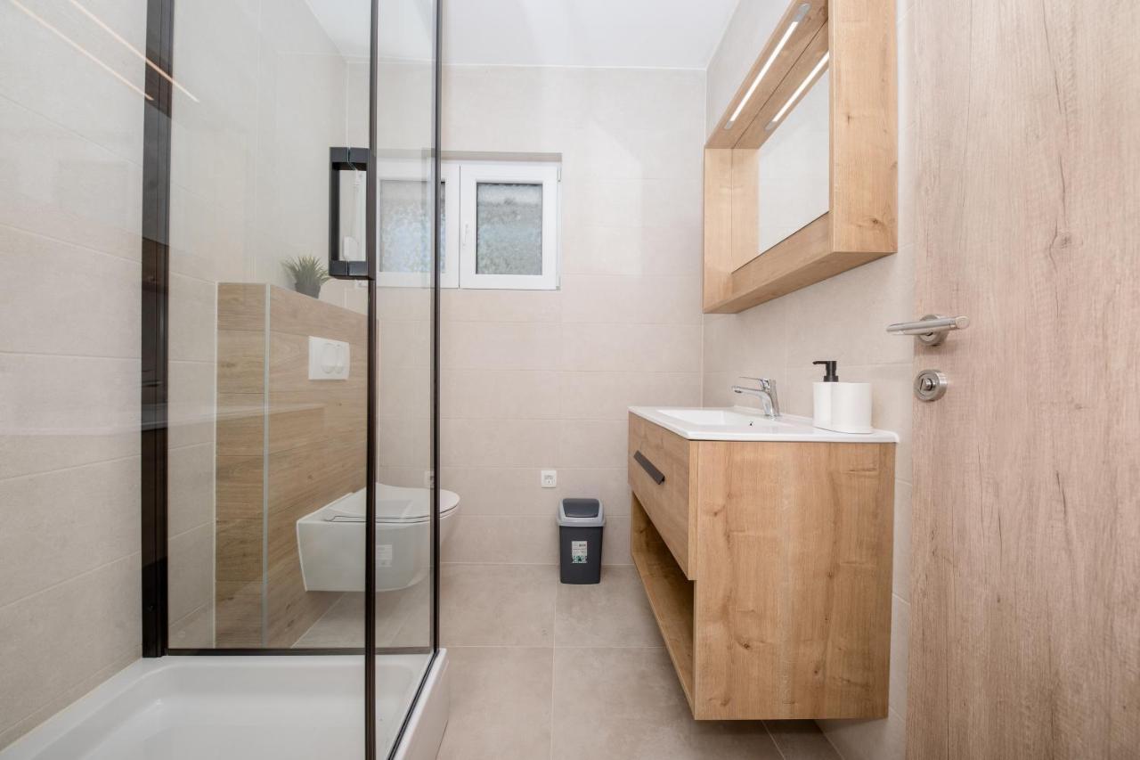 Peaceful Haven Near The Sea-Apartments Torlak Rab Banjol エクステリア 写真